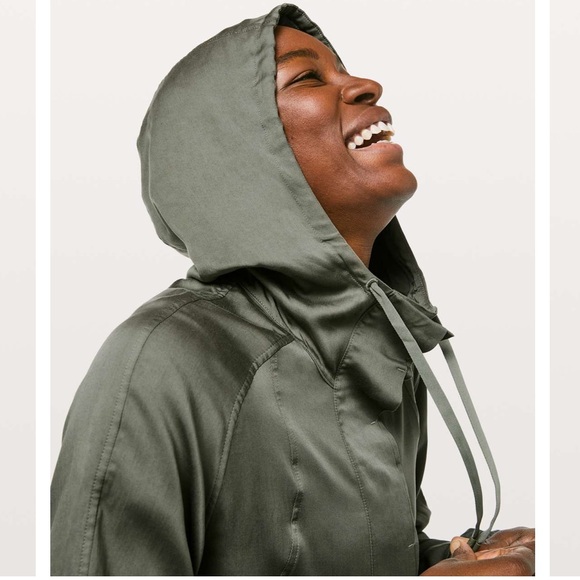 Lululemon City Stroll Trench Coat Sz 10 - Picture 3 of 14